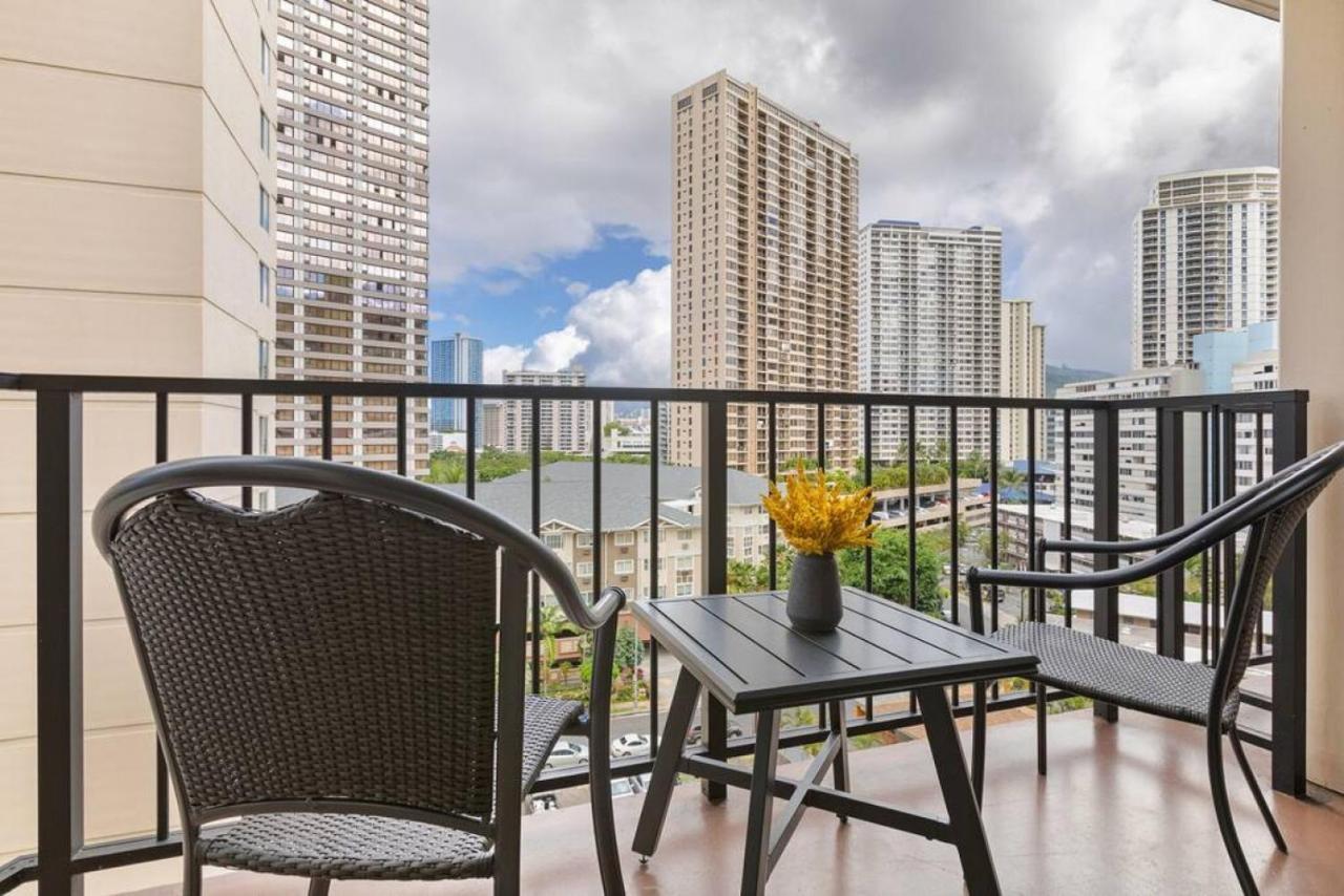 Villa Incredible Location Free Parking In Waikiki à Honolulu Extérieur photo
